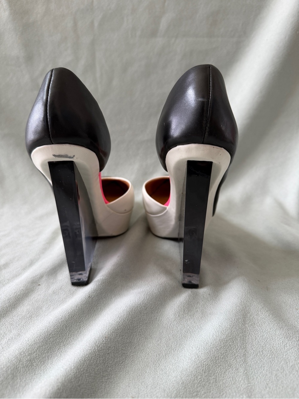 L.A.M.B. Connor Wedge Platform Pumps With Acrylic Heels Size 6.5 M - Picture 4 of 9